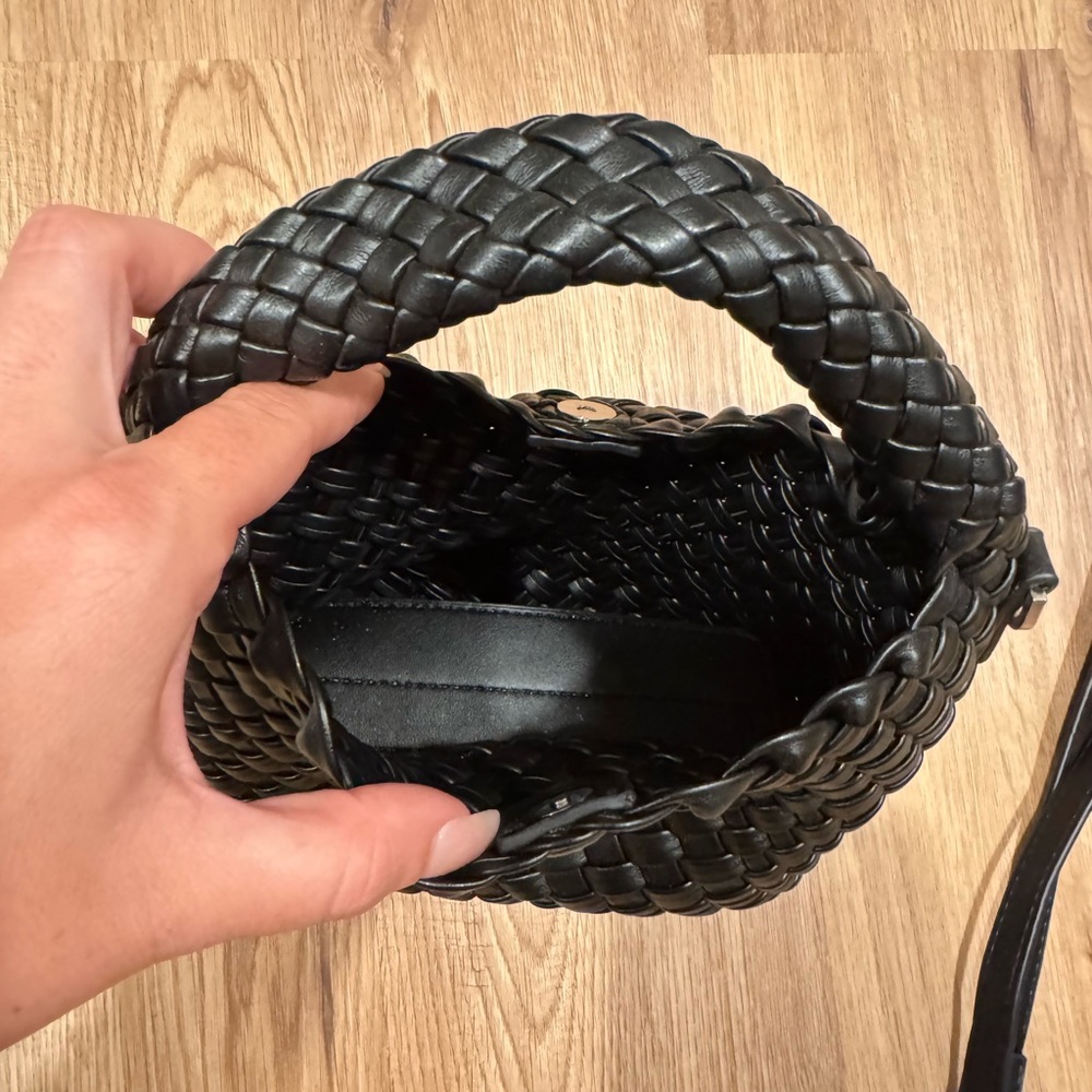 Amazon Black Woven Hobo Bag - Picture 4 of 5